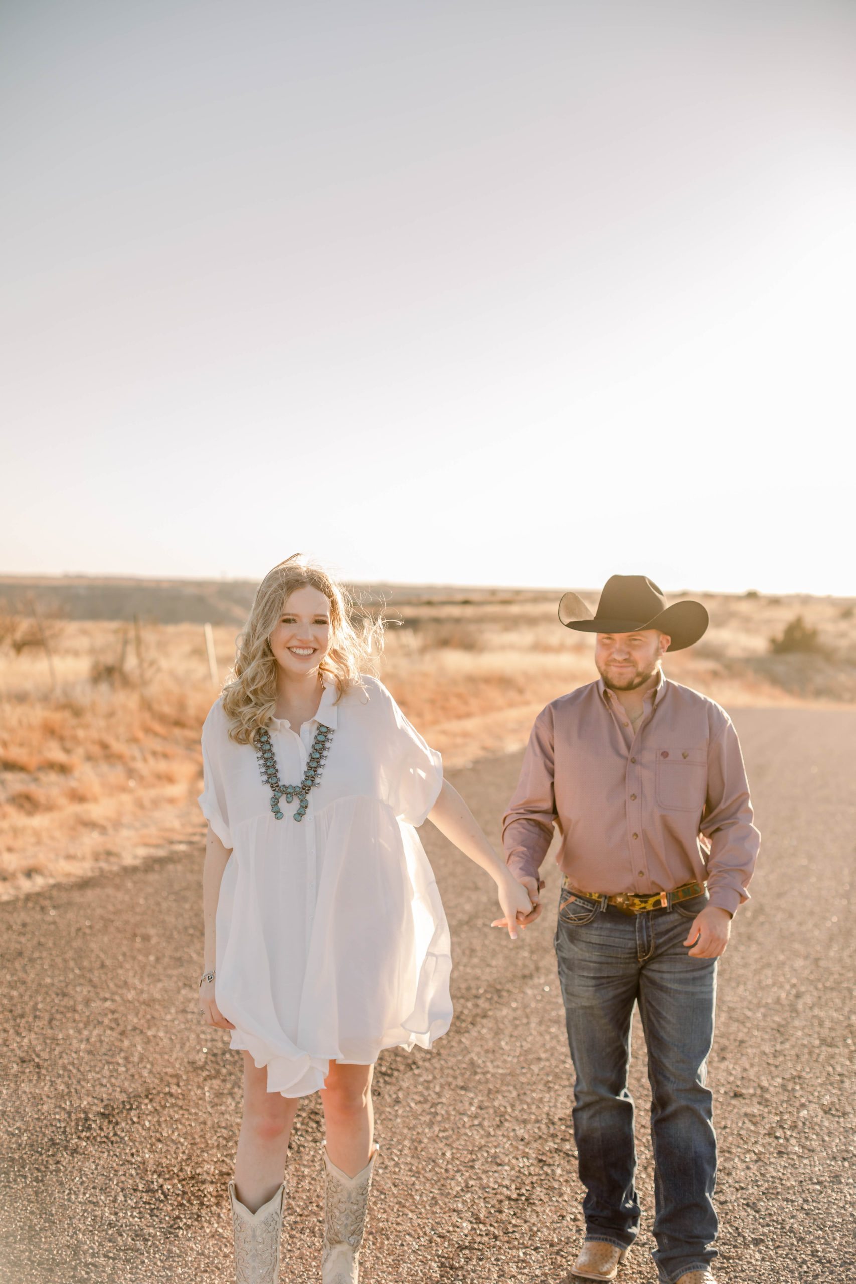 best outfits for engagement sessions in texas