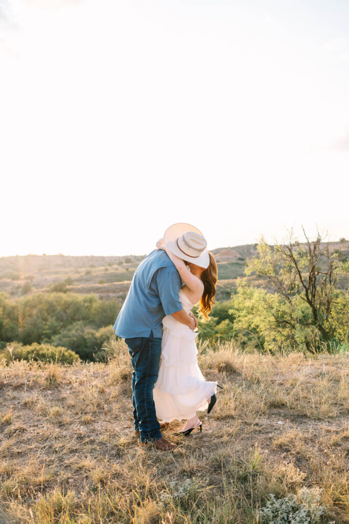 lubbock-engagement-photographer-couple-sunset.jpg