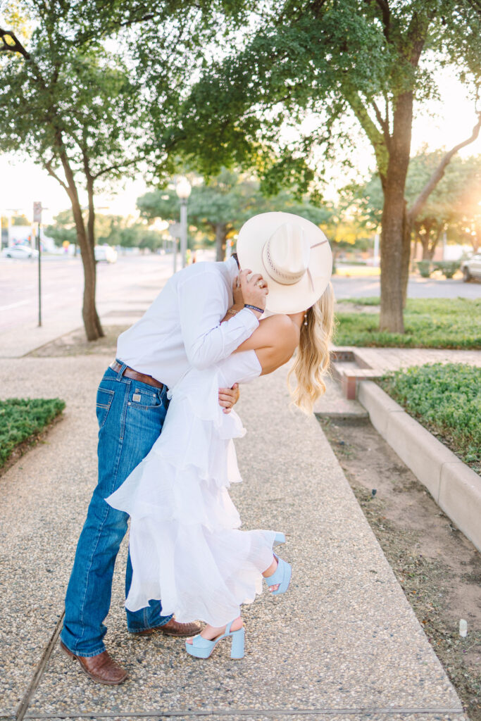 lubbock-wedding-photographer-engagement-session.jpg