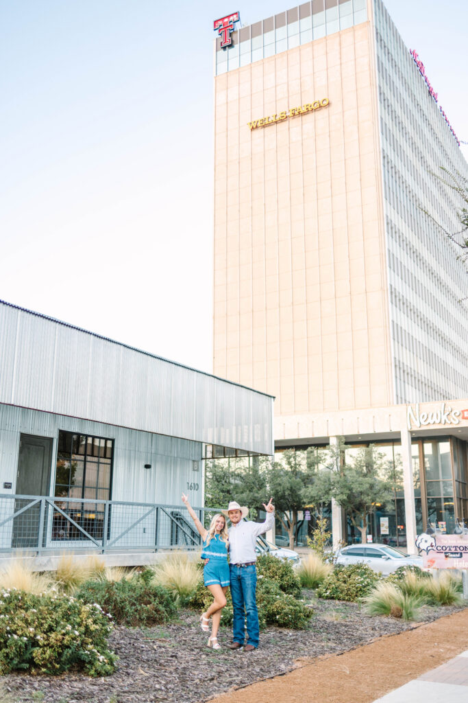 lubbock-wedding-photographer-engagement-session.jpg